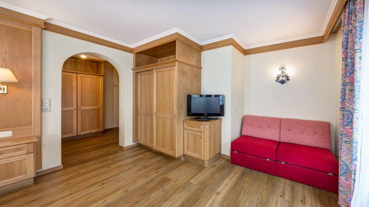 Strass- Aparthotel Mayrhofen Exterior photo